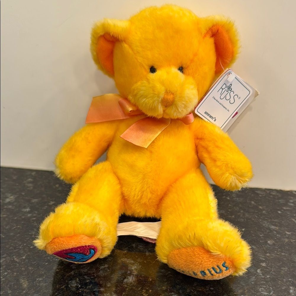 Russ Berrie & CO Teddy Bear Aquarius Zodiac Star Sign Yellow. Size 10”